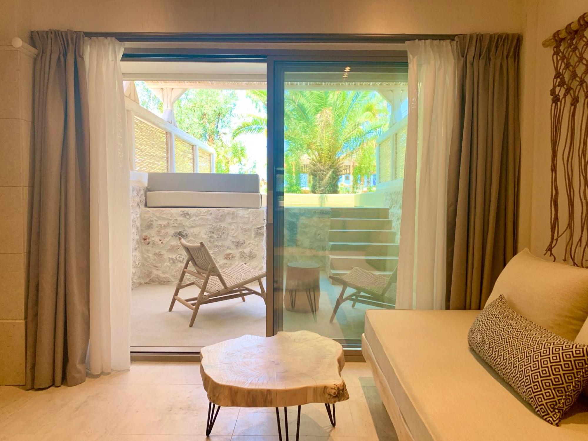 Mako Sea & Suites Pefkochori Ruang foto